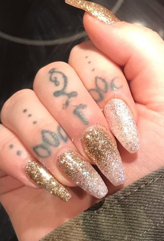50-fabulous-ways-to-wear-glitter-nails-designs-for-2019-summer