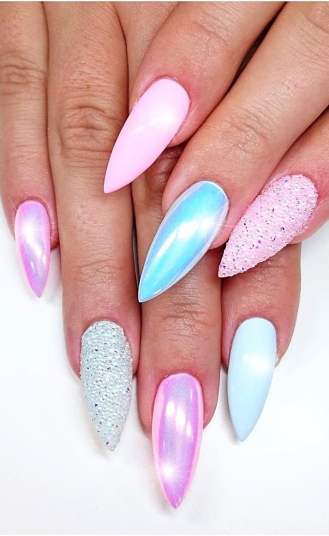 44+ Cool And Stylish Summer Nails Designs Ideas and Models - Page 39 of