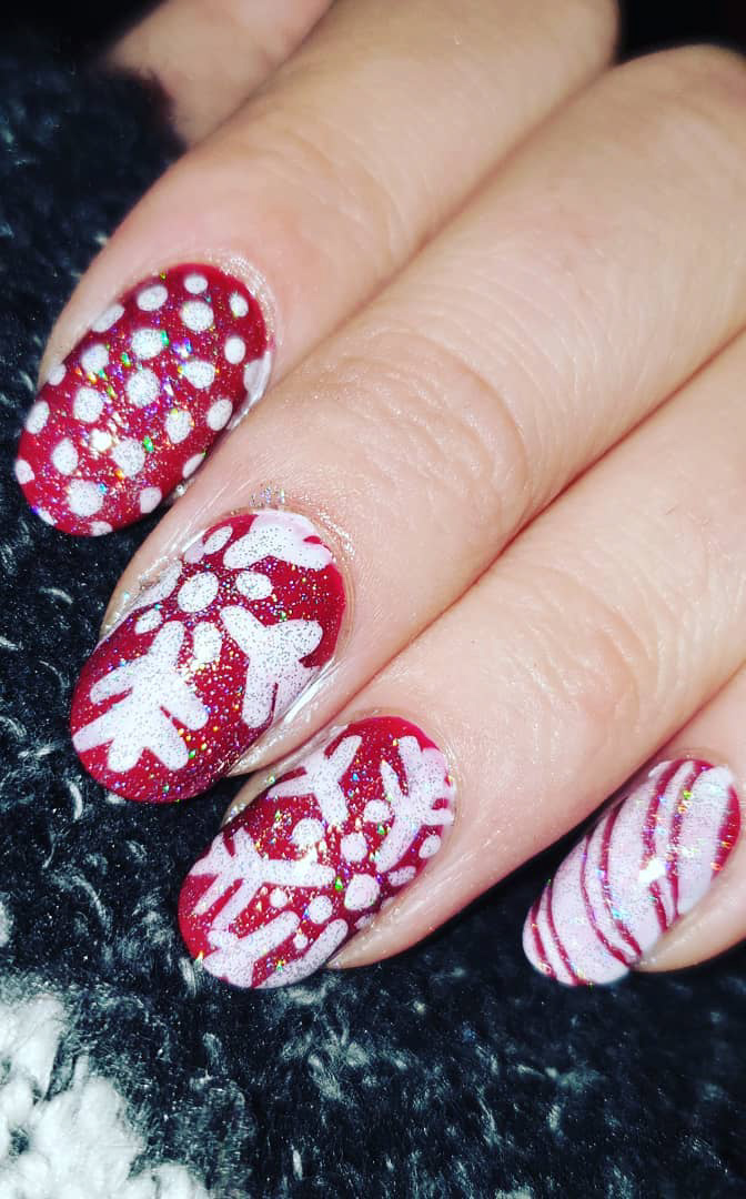 36-christmas-awesome-nails-design-and-decoration